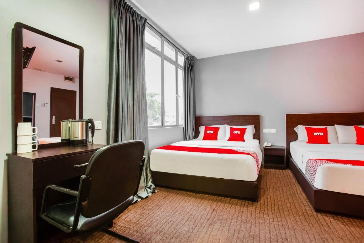 Oyo 89652 P Line Hotel Johor Bahru Exterior photo