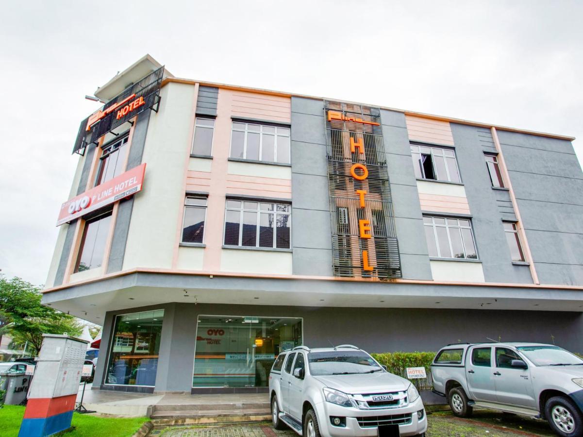 Oyo 89652 P Line Hotel Johor Bahru Exterior photo